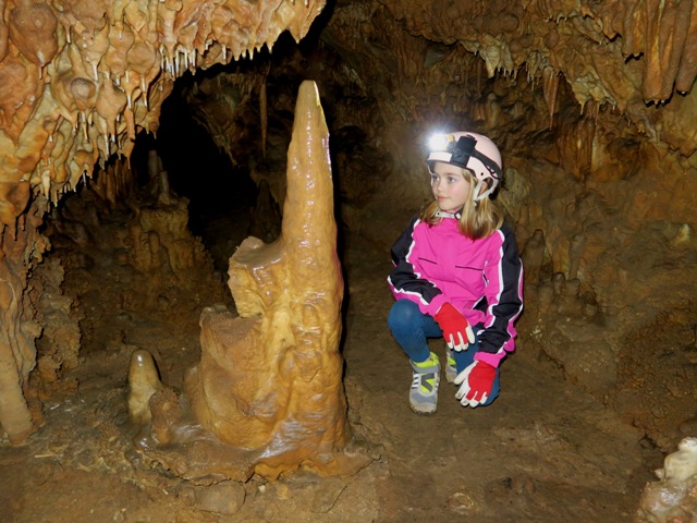 14_Stalagmit a Lada.JPG